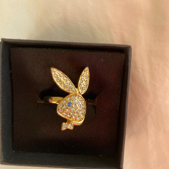 Playboy Bunny Y2K Gold Ring - Picture 4 of 4